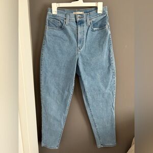 Levi's Light Blue High-Rise Mom Jeans - Sz 28, Like New